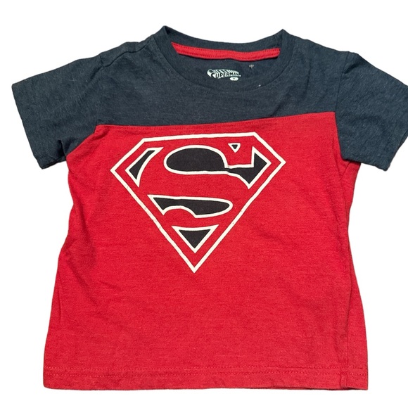 EUC Official Superman Brand Tee 3T - Picture 1 of 5